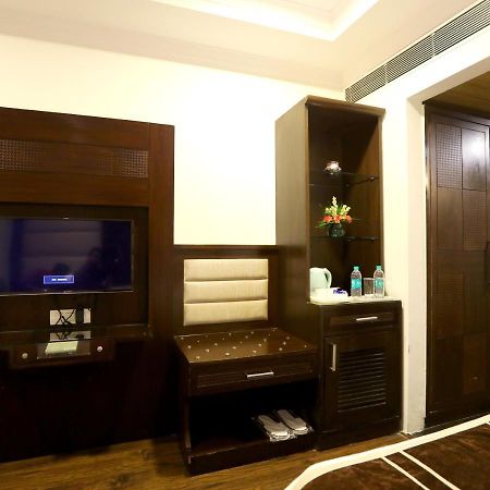 Hotel Pitrashish Pride Igi Intl Airport Delhi Extérieur photo